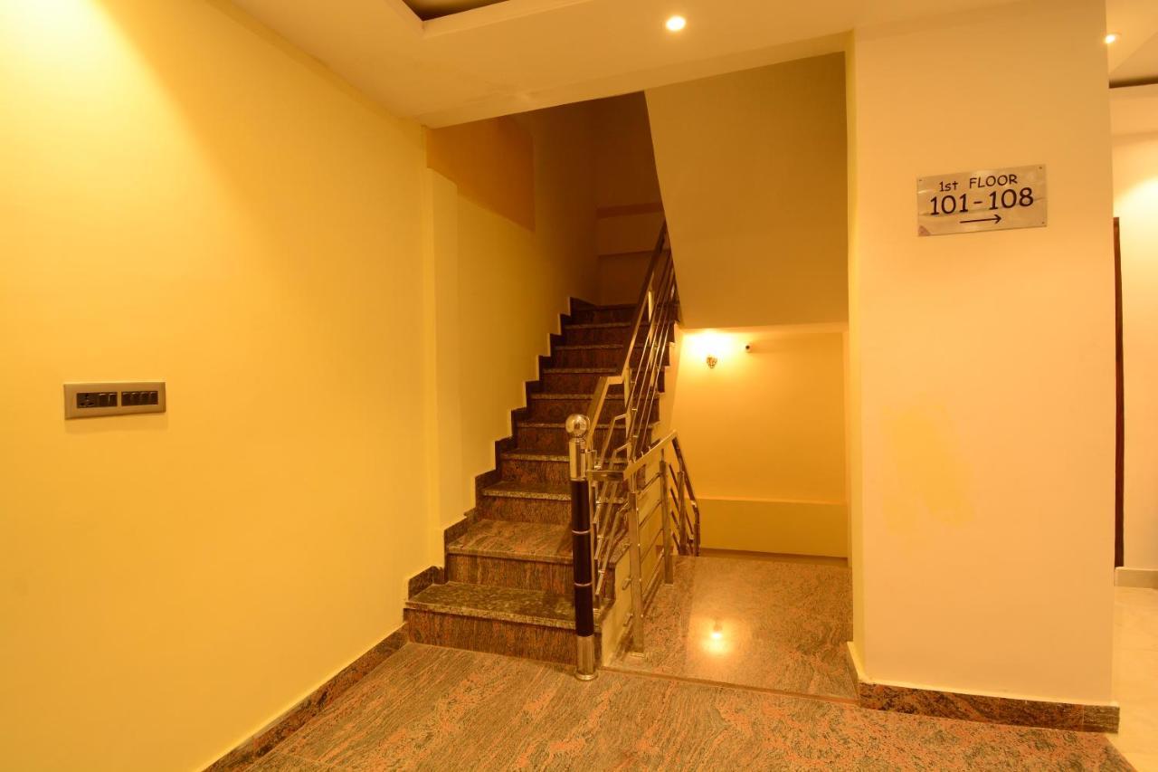 Hotel Grand Lotus Inn Джайпур Екстериор снимка