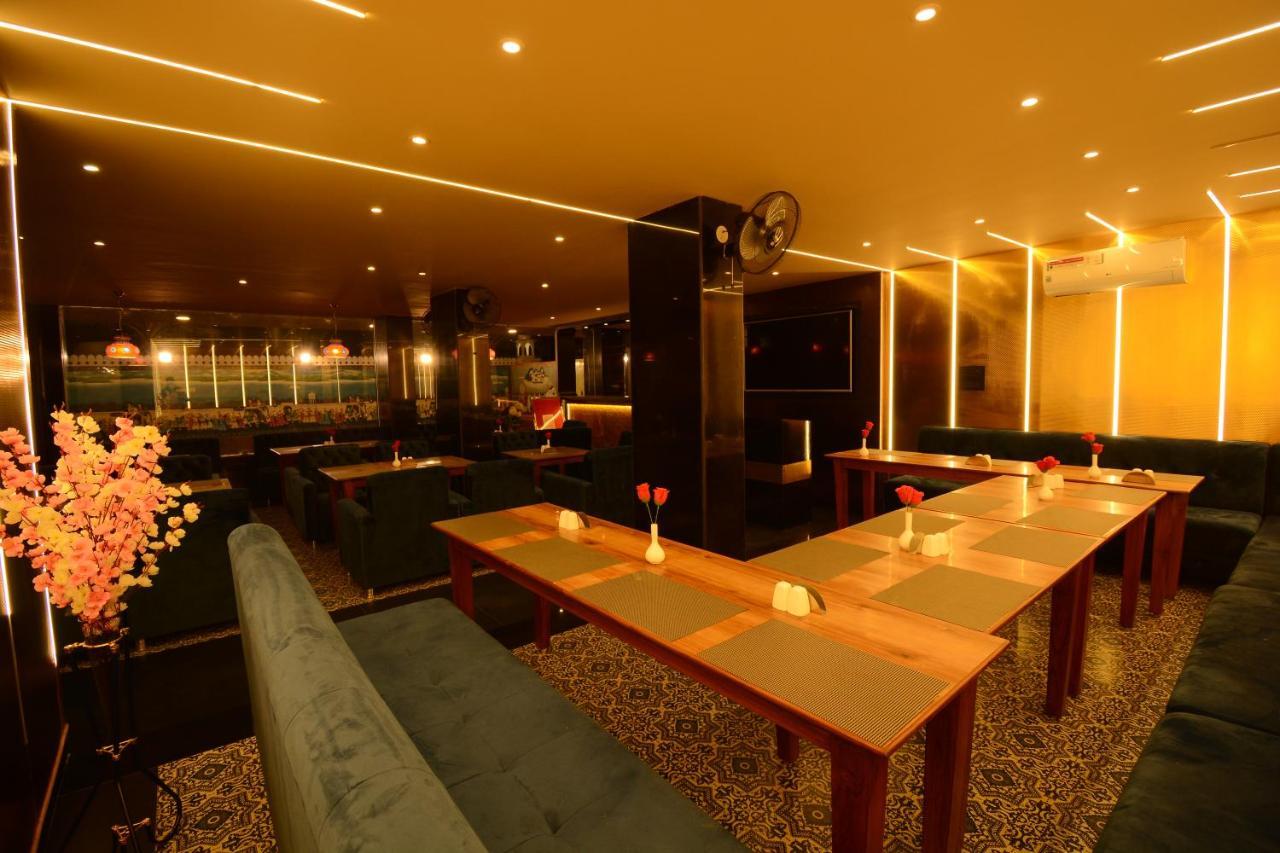 Hotel Grand Lotus Inn Джайпур Екстериор снимка