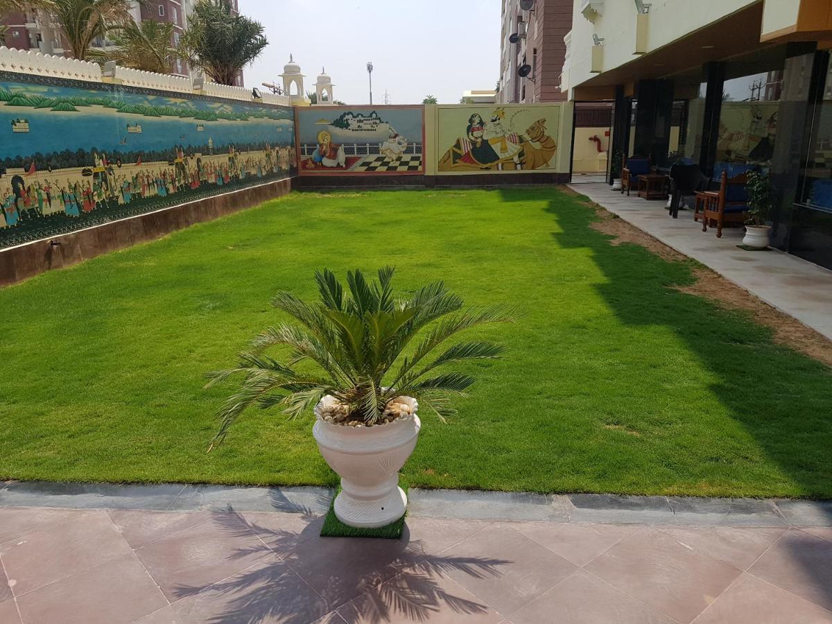 Hotel Grand Lotus Inn Джайпур Екстериор снимка